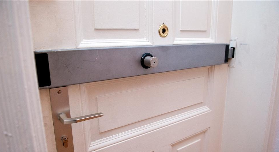 How to protect an empty home